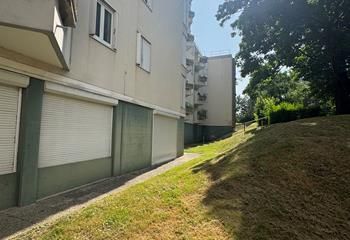 Local commercial à vendre Bron - Proche transports