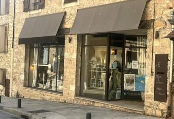 Local commercial à louer Valbonne - Proche parking de la Vignasse