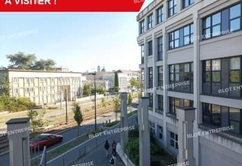 Location bureaux Nantes centre - Proximité tram et bus