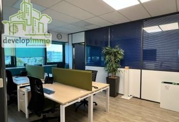 Location bureaux Caen - Proche tramway et commerces