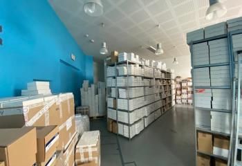 Locaux d'activité à louer Montreuil - Proche métro La Dhuys