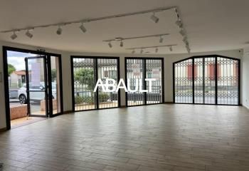 Local commercial à vendre La Salvetat-Saint-Gilles - Centre commercial