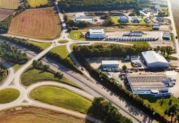 Terrain industriel à vendre Sainte-Marie - accès gare et ports