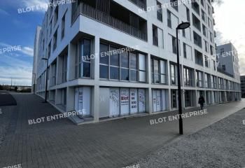 Local commercial à louer Saint-Jacques-de-la-Lande - Proximité métro