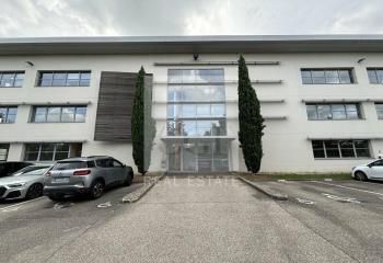 Bureaux à louer Saint-Genis-Laval - Proche bus 450, 78 et 72