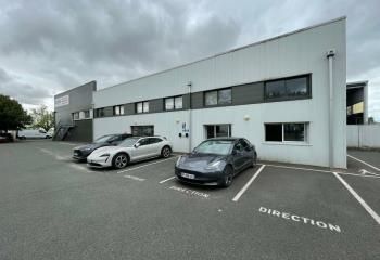 Bâtiment industriel à vendre Saintes - Proximité A10 et RN137