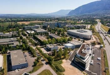 Terrain industriel à vendre Archamps - accès A40 et Genève