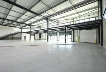 Local d'activité à louer Saint-Laurent-de-Mure - Proximité A432