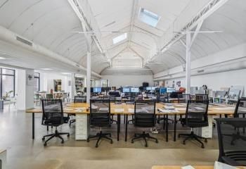 Bureaux atypiques Paris 18 - Proche métro Max Dormoy