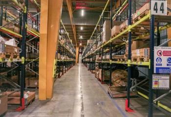 Location entrepôt Joué-lès-Tours - Proche Tours - 8 quais de chargement