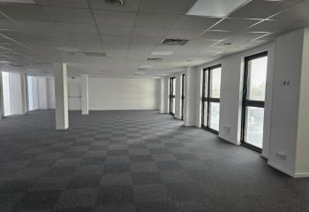 Location bureaux Tours - Proche bus, tram et autoroute A10