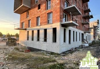 Vente local Fleury-sur-Orne - Tram et parking à proximité