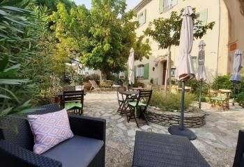 A vendre Hôtel bureau 2 étoiles Mazan