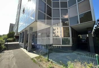Location bureaux Villeurbanne - Proche Gratte-Ciel et transports