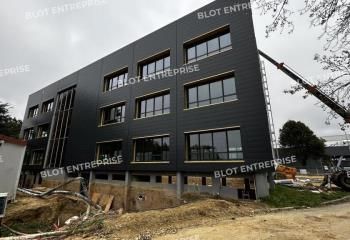 Vente bureaux Pacé - Proximité lignes de bus et accès 4 voies