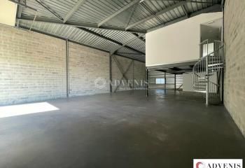 Local d'activité à louer Le Taillan-Médoc - Proche Rocade et Bus