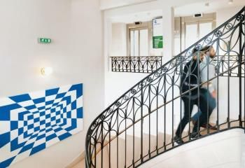 Location bureaux Paris 8 - Proche métro Saint-Philippe du Roule