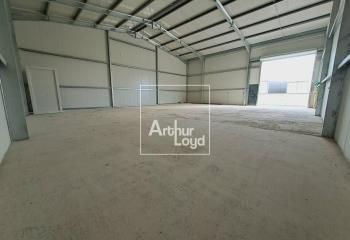 Location locaux d'activité Saint-Germain-Laval - Proche D133 / D403 / A5