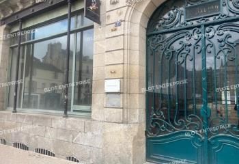 Location bureaux Vannes - Centre-ville, proche bus et gare SNCF