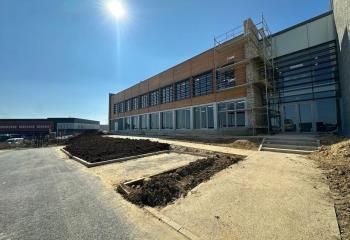 Local d'activité à louer Puiseux-en-France - Proximité aéroport CDG et A1/A3