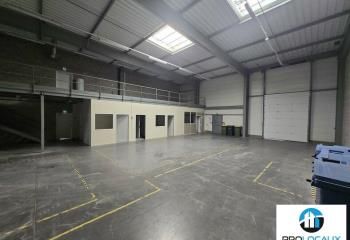 Local d'activité à louer Camon - Accès rocade et A16