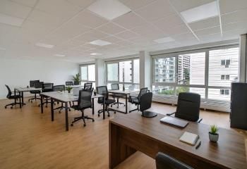Location bureaux Paris 15 - Proche métro Bir-Hakeim