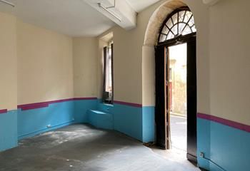 Local d'activité à louer Bordeaux - Proche Église Saint-Pierre et tramway