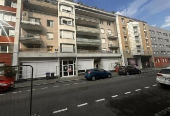 Location bureaux Strasbourg - Proche bus, tram et école de commerce