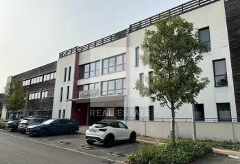 Location bureaux Saint-Priest - Proche Tram T2 et bus 93