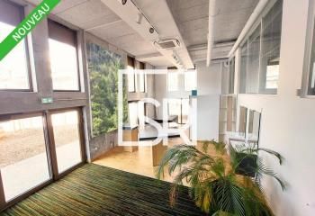 Location bureaux Clermont-Ferrand quartier des Salins - Tram, bus, gare