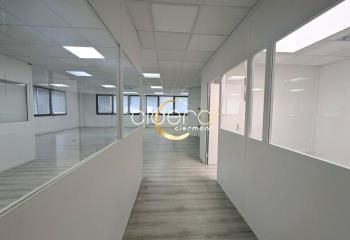 Location bureaux Clermont-Ferrand - Proche autoroutes et transports