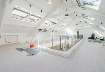 Location bureaux Paris 10 - Proche Canal Saint-Martin et métro Colonel Fabien