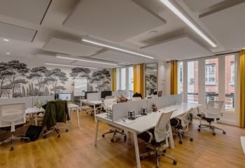 Location bureaux Paris 10 - Proche transports en commun