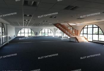 Location bureaux Cesson-Sévigné - Proximité bus et accès 4 voies