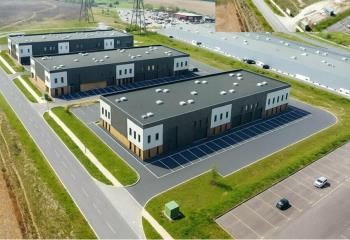 Locaux mixtes activités/bureaux à vendre Persan - Proche RN1 et A16
