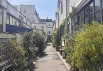 Location bureaux Paris 10 - Proche Gare du Nord et Gare de l'Est