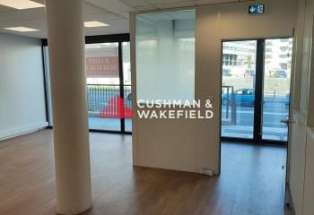 Location bureaux Toulouse - Proche bus, tram et centre commercial