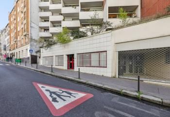 Location bureaux Paris 19 - Proche métro et bus