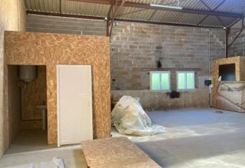 Local d'activité à louer Sarliac-sur-l'Isle - Parking disponible