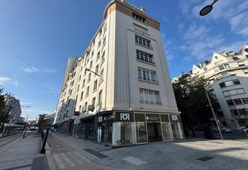 Local commercial à louer Paris 17e - Porte Maillot - Tram T3b