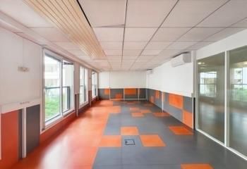 Location bureaux Levallois-Perret - Métro Louise Michel