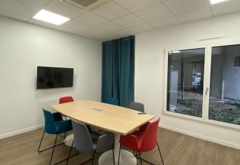 Bureau à vendre Bron - Proche transports en commun