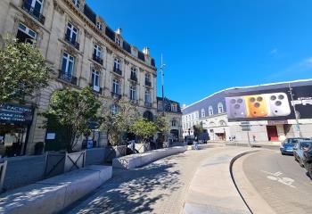 Location bureaux Bordeaux - Place Tourny - Ascenseur