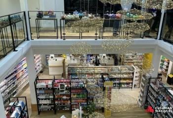 Location local commercial Bordeaux Lac - Proche transports