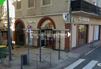 Local commercial à louer Cahors - Angle de rue