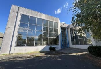 Local d'activité à louer Les Ulis - Proximité centre commercial Ulis 2