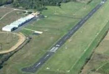 Terrain aéronautique à Libourne - accès direct pistes et Bordeaux