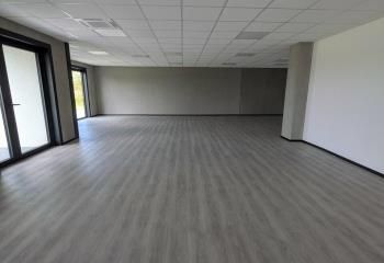 Location bureaux Saint-Martin-du-Vivier - Immeuble neuf et moderne