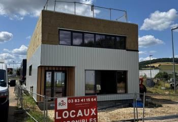 Local d'activité à louer Essey-lès-Nancy - Zone commerciale dynamique