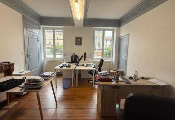 Location bureaux Bourg-en-Bresse - Centre-ville, place Bons enfants